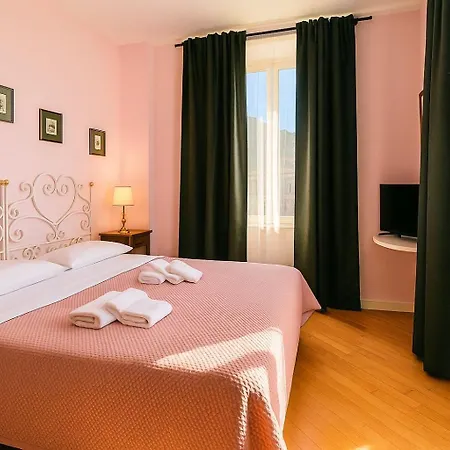 The Secret Garden Relais